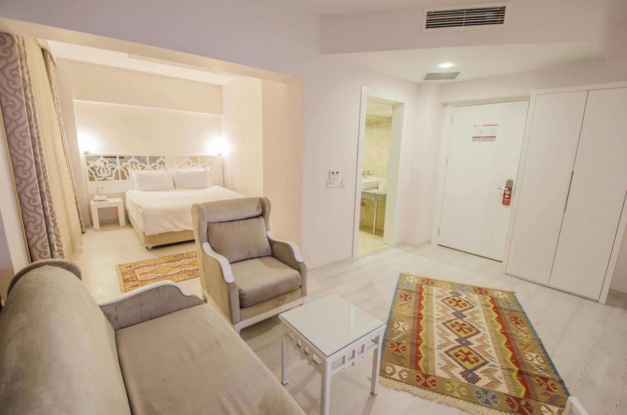 Cimenoglu Hotel Denizli  Exterior photo